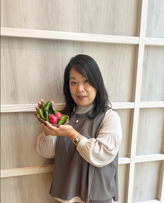 「日経WOMAN」6月号にて、ナガセビューティケァ社員の記事が掲載されました！